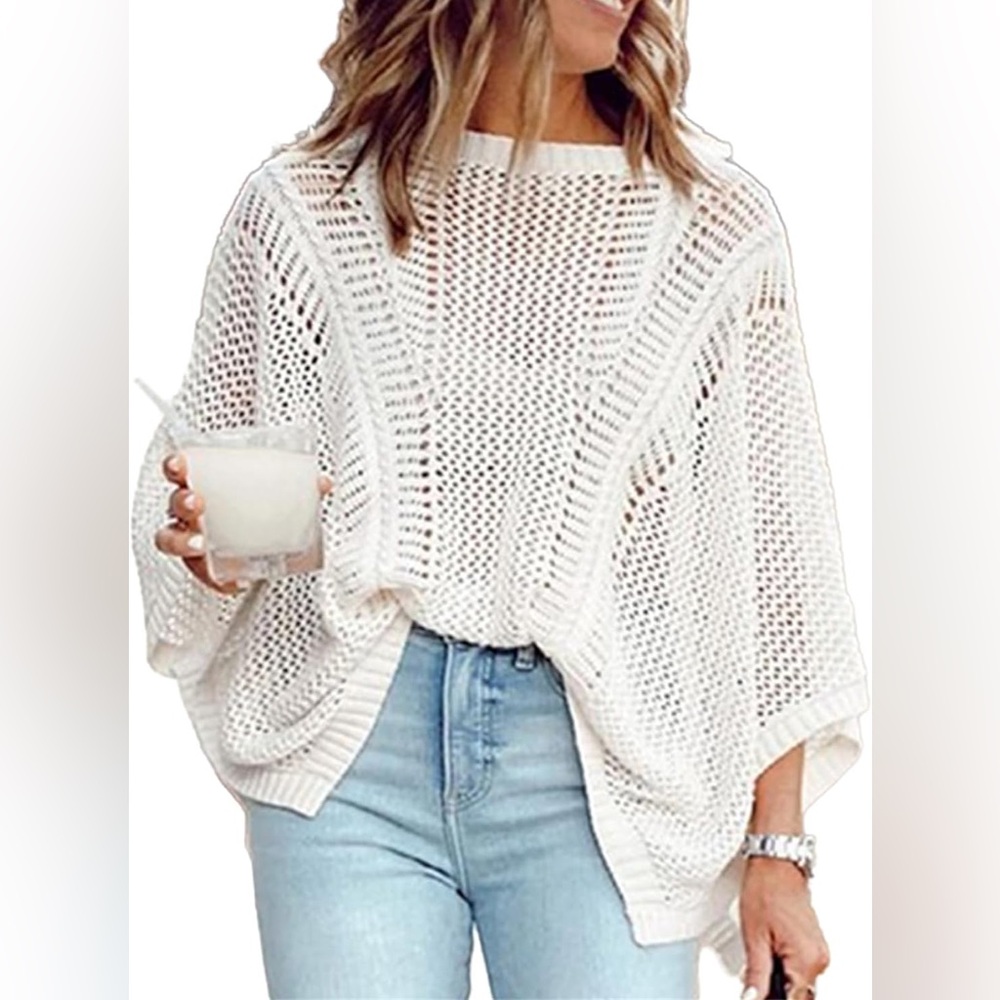 🤍 Staccato Poncho Style Sweater – Size M/L 🤍
